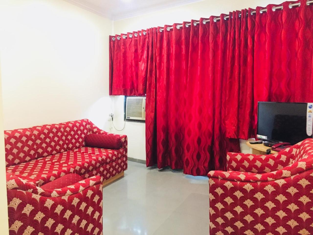 Hotel New Uttam Hira Palace Nashik Exteriör bild